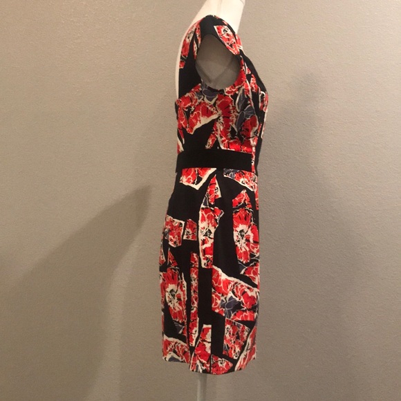 Sheath Dress - Picture 2 of 4